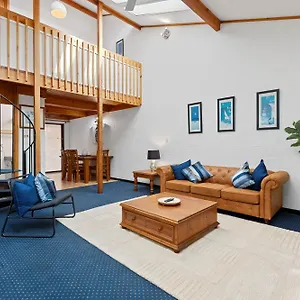 21 Cottesloe Steps To - Sleeps 3 Apartment Perth